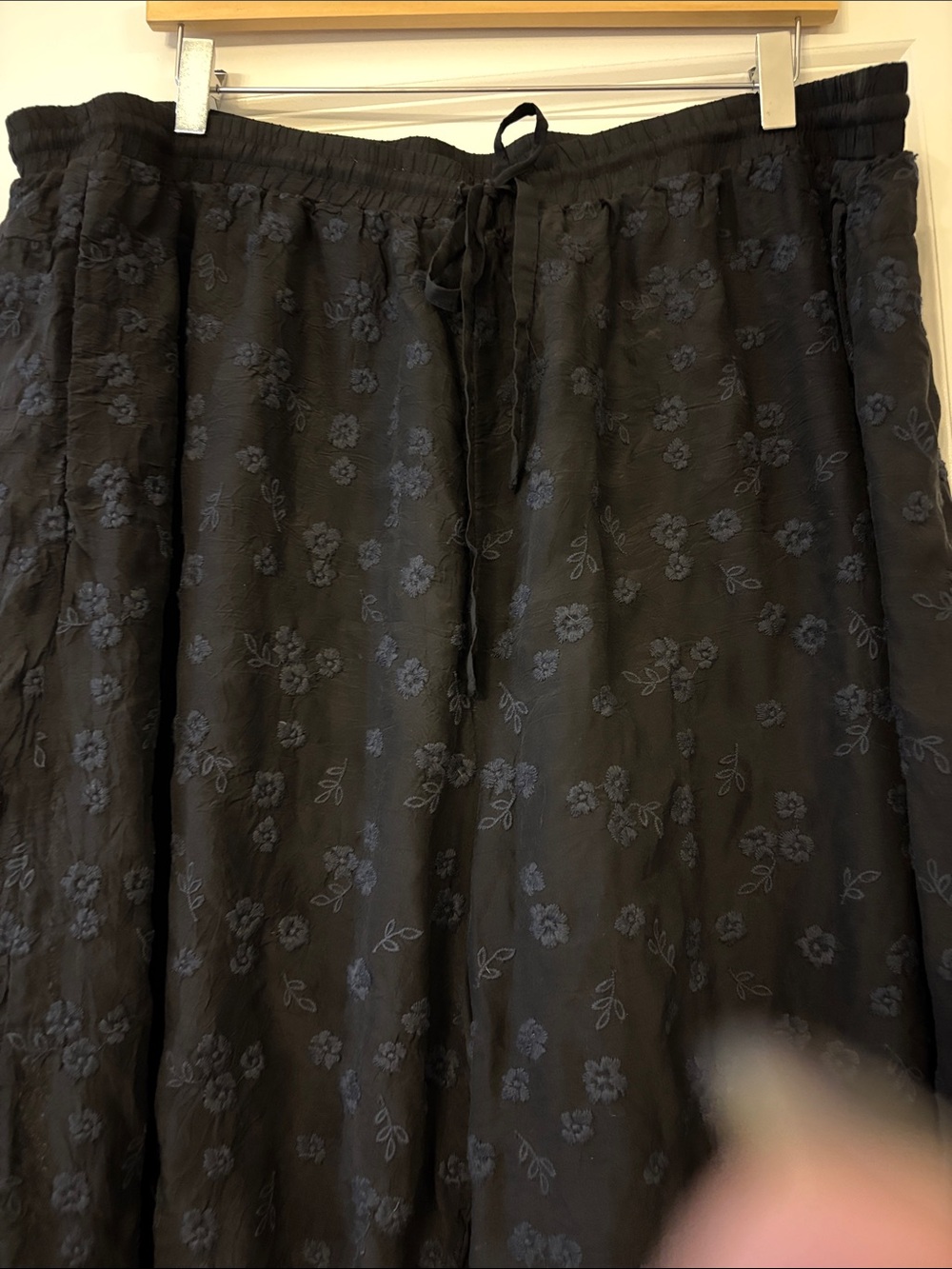Johnny Was Black Embroidered Drawstring Pants - Picture 3 of 8